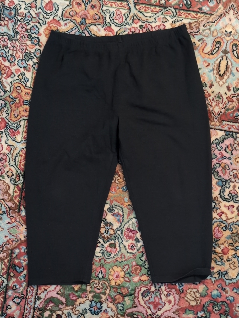 Flax Black Capri Leggings